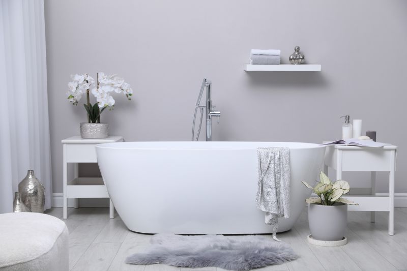 Elegant Freestanding Bathtub